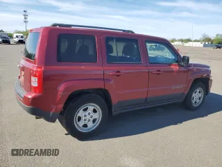 2015 Jeep Patriot Sport z VIN 1C4NJPBB8FD429589, wystawiony jako Copart lot #53992245 z przebiegiem 99 631 mil mil oraz Czysty tytuł • Clean title. Historia ofert i sprzedaży dostępna na DreamBid. Obrazek 3.