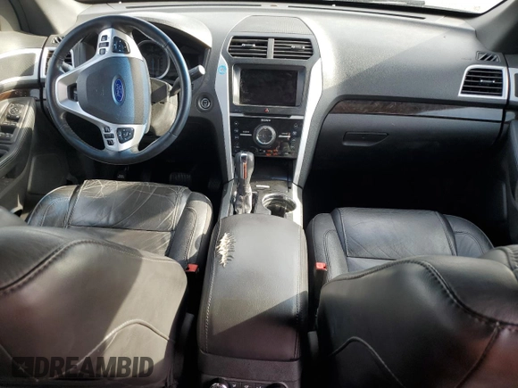 2015 Ford Explorer Limited with VIN 1FM5K8F83FGB90562, listed as a Copart auction lot 51444065 with 165,052 mi miles and Clean Title. Bid and sale history available at DreamBid. Image 8.