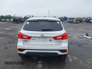 2018 Mitsubishi Outlander ES z VIN JA4AP3AU6JU011611, wystawiony jako IAAI lot #42191132 z przebiegiem 88 747 mil mil oraz . Historia ofert i sprzedaży dostępna na DreamBid. Obrazek 17.