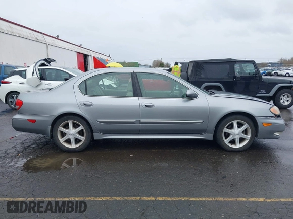 2004 Infiniti I35 with VIN JNKDA31A74T208001, listed as a IAAI auction lot 41835959 with 84,747 mi miles. Bid and sale history available at carsss.com. Image 13.
