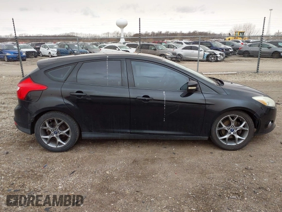2014 Ford Focus SE with VIN 1FADP3K29EL118525, listed as a IAAI auction lot 41843058 with 153,158 mi miles. Bid and sale history available at carsss.com. Image 14.