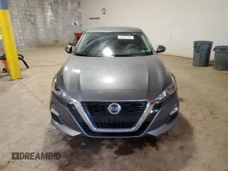 2019 Nissan Altima 2.5 S with VIN 1N4BL4BV5KC231354, listed as a Copart auction lot 48875705 with 83,882 mi miles and Salvage Title. Bid and sale history available at carsss.com. Image 5.