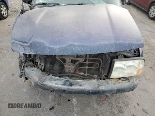 2002 GMC Sonoma SLS with VIN 1GTDT19W728239622, listed as a Copart auction lot 79419824 with 0 mi miles and Salvage Title. Bid and sale history available at carsss.com. Image 12.