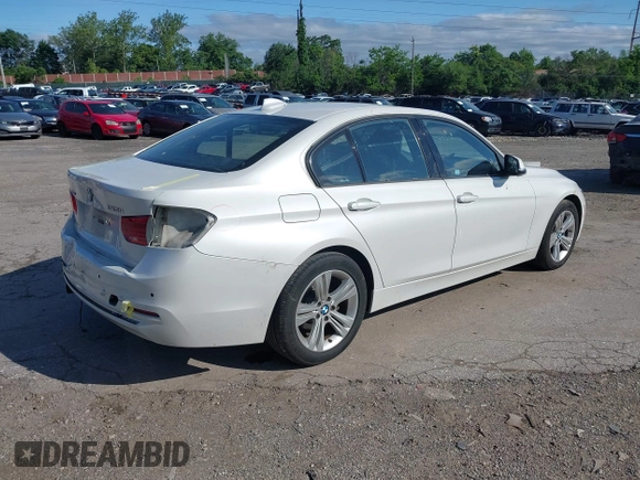 2016 BMW 3 Series 328i xDrive z VIN WBA8E3G51GNU00179, wystawiony jako IAAI lot #42292023 z przebiegiem 106 513 mil mil oraz . Historia ofert i sprzedaży dostępna na DreamBid. Obrazek 4.