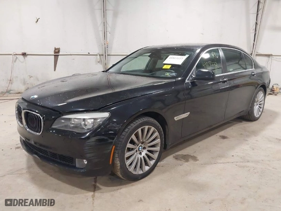 2012 BMW 7 Series 750Li xDrive with VIN WBAKC8C57CC435569, listed as a IAAI auction lot 41813222 with 139,751 mi miles. Bid and sale history available at carsss.com. Image 2.