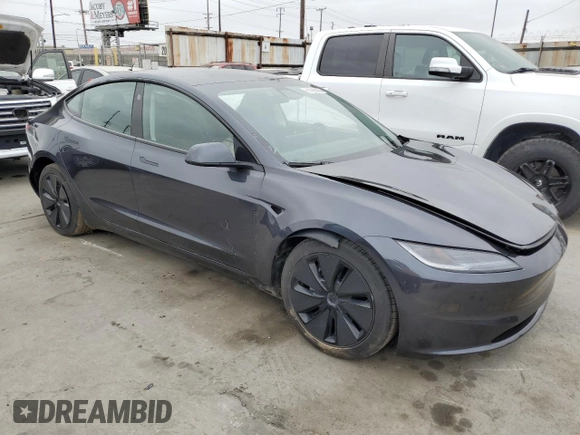 2024 Tesla Model 3 z VIN 5YJ3E1EA6RF773141, wystawiony jako Copart lot #61399385 z przebiegiem 9 245 mil mil oraz Szkoda całkowita • Salvage title. Historia ofert i sprzedaży dostępna na DreamBid. Obrazek 4.