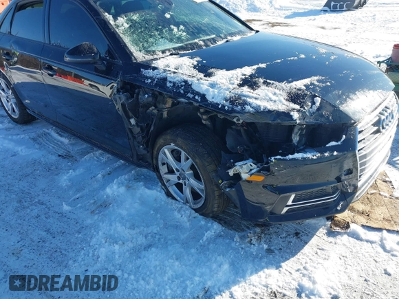 2018 Audi A4 Premium с VIN WAUDNAF48JN020565, выставлен на аукционе IAAI как лот 41370691 с пробегом 67 751 миль миль и . История ставок и продаж доступна на DreamBid. Изображение 6.