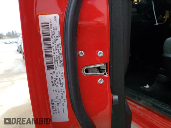 2017 Ram 2500 Tradesman z VIN 3C6UR5CL6HG628640, wystawiony jako Copart lot #47134455 z przebiegiem 74 604 mil mil oraz Szkoda całkowita • Salvage title. Historia ofert i sprzedaży dostępna na DreamBid. Obrazek 13.