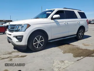 2018 Ford Expedition XLT z VIN 1FMJU1HT0JEA40771, wystawiony jako Copart lot #50042375 z przebiegiem 142 508 mil mil oraz Czysty tytuł • Clean title. Historia ofert i sprzedaży dostępna na DreamBid. Obrazek 1.