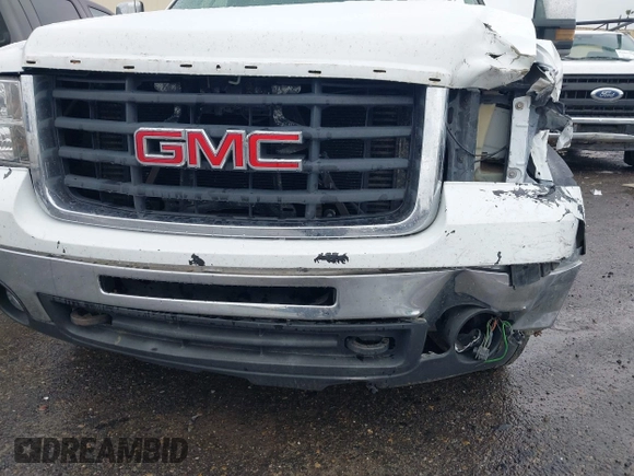 2008 GMC Sierra 3500HD SRW SLT z VIN 1GTHK33648F182602, wystawiony jako IAAI lot #41791227 z przebiegiem 385 336 mil mil oraz . Historia ofert i sprzedaży dostępna na DreamBid. Obrazek 18.