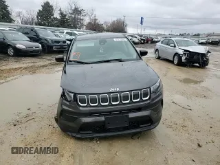 2022 Jeep Compass Sport z VIN 3C4NJCAB1NT145580, wystawiony jako Copart lot #47773065 z przebiegiem Nie podano mil oraz Szkoda całkowita • Salvage title. Historia ofert i sprzedaży dostępna na DreamBid. Obrazek 12.