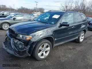 2006 BMW X5 4.4i with VIN 5UXFB53506LV22836, listed as a IAAI auction lot 41727708 with 186,084 mi miles. Bid and sale history available at carsss.com. Image 2.