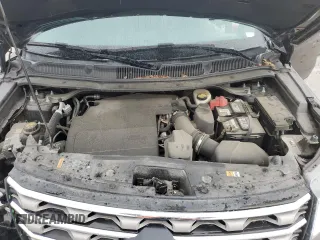 2017 Ford Explorer XLT with VIN 1FM5K7D89HGD19792, listed as a Copart auction lot 51812705 with 101,800 mi miles and Salvage Title. Bid and sale history available at DreamBid. Image 12.