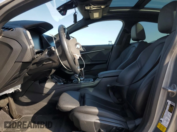 2022 BMW 2 Series 228i z VIN WBA53AK05N7K45372, wystawiony jako Copart lot #46352365 z przebiegiem 36 579 mil mil oraz Szkoda całkowita • Salvage title. Historia ofert i sprzedaży dostępna na DreamBid. Obrazek 7.