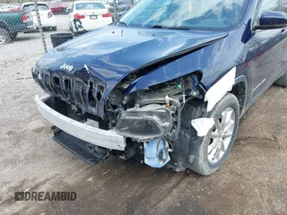 2016 Jeep Cherokee Limited z VIN 1C4PJMDB6GW260957, wystawiony jako IAAI lot #42120061 z przebiegiem 148 839 mil mil oraz . Historia ofert i sprzedaży dostępna na DreamBid. Obrazek 6.