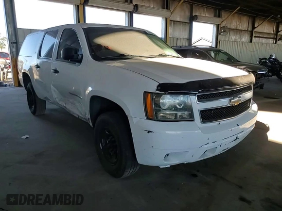 2008 Chevrolet Suburban Commercial with VIN 3GNGK26K88G314040, listed as a Copart auction lot 84406614 with 0 mi miles and Salvage Title. Bid and sale history available at carsss.com. Image 12.