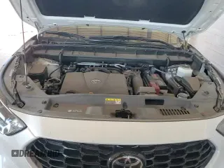 2022 Toyota Highlander XSE with VIN 5TDJZRAH2NS095247, listed as a Copart auction lot 67108965 with 28,922 mi miles and Salvage title. Bid and sale history available at DreamBid. Image 14.