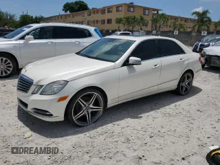 2013 Mercedes-Benz E 350 Luxury with VIN WDDHF2EB5DA704191, listed as a Copart auction lot 58959775 with 105,645 mi miles and Clean title. Bid and sale history available at DreamBid. Image 1.