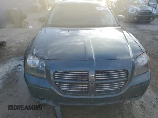 2005 Dodge Magnum RT z VIN 2D4GV58295H549141, wystawiony jako Copart lot #76452934 z przebiegiem 194 588 mil mil oraz Szkoda całkowita • Salvage title. Historia ofert i sprzedaży dostępna na DreamBid. Obrazek 5.