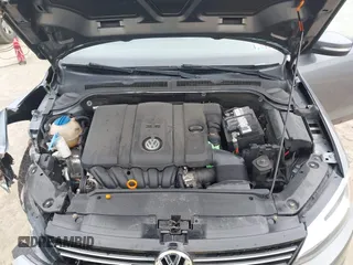 2011 Volkswagen Jetta SE with VIN 3VWDZ7AJ4BM370033, listed as a IAAI auction lot 42367238 with 161,635 mi miles and . Bid and sale history available at DreamBid. Image 10.