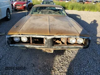 1974 Dodge Charger z VIN WH23G4G119455, wystawiony jako Copart lot #57183165 z przebiegiem 79 597 mil mil oraz Szkoda całkowita • Salvage title. Historia ofert i sprzedaży dostępna na DreamBid. Obrazek 11.