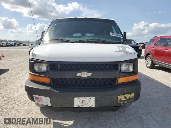 2008 Chevrolet Express Passenger with VIN 1GAHG39KX81165573, listed as a Copart auction lot 84707104 with 367,543 mi miles and Non repairable. Bid and sale history available at DreamBid. Image 5.