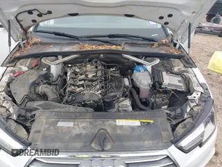 2019 Audi A4 Premium z VIN WAUGMAF4XKN004563, wystawiony jako IAAI lot #41637446 z przebiegiem 19 748 mil mil oraz . Historia ofert i sprzedaży dostępna na DreamBid. Obrazek 10.
