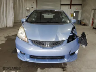 2009 Honda Fit Sport w/Navi with VIN JHMGE88639S042492, listed as a Copart auction lot 50890105 with 132,339 mi miles and Salvage Title. Bid and sale history available at carsss.com. Image 5.