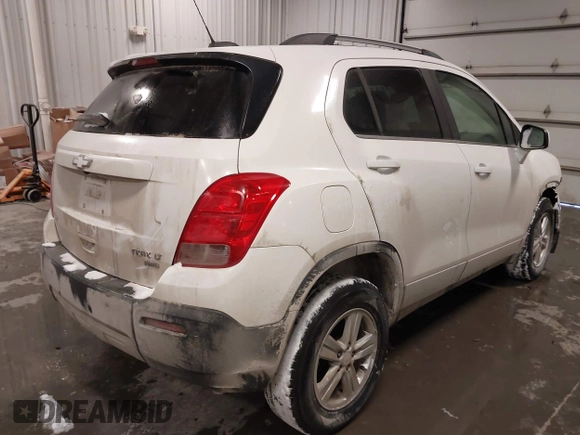 2015 Chevrolet Trax LT with VIN 3GNCJRSB7FL203418, listed as a IAAI auction lot 41572289 with 148,402 mi miles and . Bid and sale history available at DreamBid. Image 4.