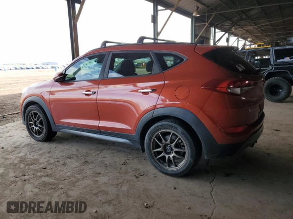 2016 Hyundai Tucson Limited z VIN KM8J33A25GU180703, wystawiony jako Copart lot #51739495 z przebiegiem 104 221 mil mil oraz Czysty tytuł • Clean title. Historia ofert i sprzedaży dostępna na DreamBid. Obrazek 2.