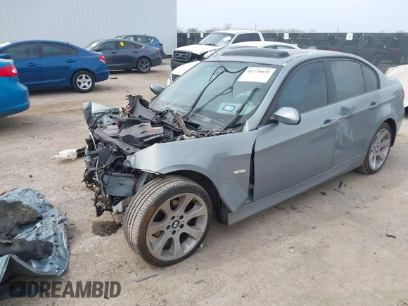 2006 BMW 3 Series 325i with VIN WBAVB13566PT14245, listed as a IAAI auction lot 41770035 with 1 mi miles. Bid and sale history available at carsss.com. Image 17.