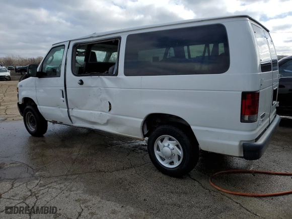 2014 Ford Econoline Wagon XL with VIN 1FBNE3BL1EDB20488, listed as a Copart auction lot 43777575 with 72,101 mi miles and Salvage Title. Bid and sale history available at carsss.com. Image 2.