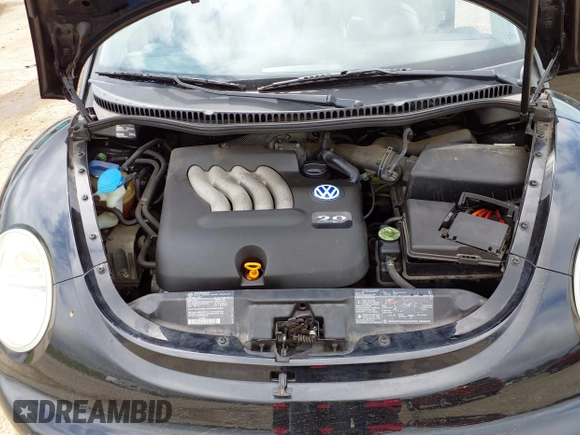 2000 Volkswagen Beetle GLS with VIN 3VWCA21C9YM499921, listed as a IAAI auction lot 42161756 with 74,194 mi miles and . Bid and sale history available at DreamBid. Image 10.