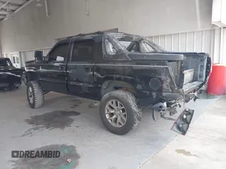 2003 Chevrolet Avalanche with VIN 3GNEC13T43G298570, listed as a IAAI auction lot 42227822 with 241,868 mi miles and . Bid and sale history available at DreamBid. Image 3.