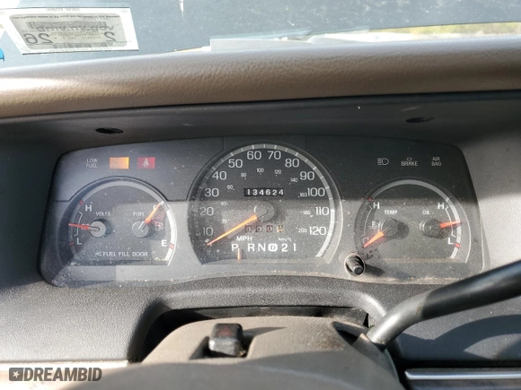1999 Ford Crown Victoria LX with VIN 2FAFP74W7XX214966, listed as a Copart auction lot 80337724 with 134,624 mi miles and Salvage Title. Bid and sale history available at carsss.com. Image 9.