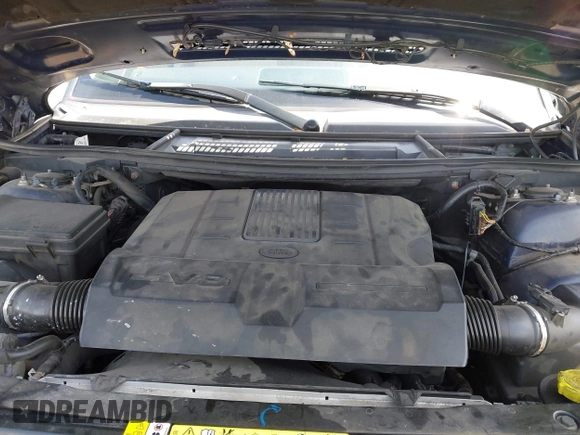 2011 Land Rover Range Rover HSE with VIN SALME1D48BA331212, listed as a IAAI auction lot 42312320 with 106,287 mi miles and . Bid and sale history available at DreamBid. Image 10.