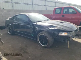 2000 Ford Mustang GT with VIN 1FAFP42X0YF221152, listed as a Copart auction lot 44628575 with 154,159 mi miles and Salvage Title. Bid and sale history available at carsss.com. Image 4.