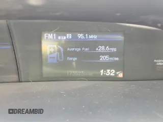 2012 Honda Civic LX z VIN 19XFB2F51CE347741, wystawiony jako Copart lot #57479385 z przebiegiem 173 523 mil mil oraz Szkoda całkowita • Salvage title. Historia ofert i sprzedaży dostępna na DreamBid. Obrazek 9.