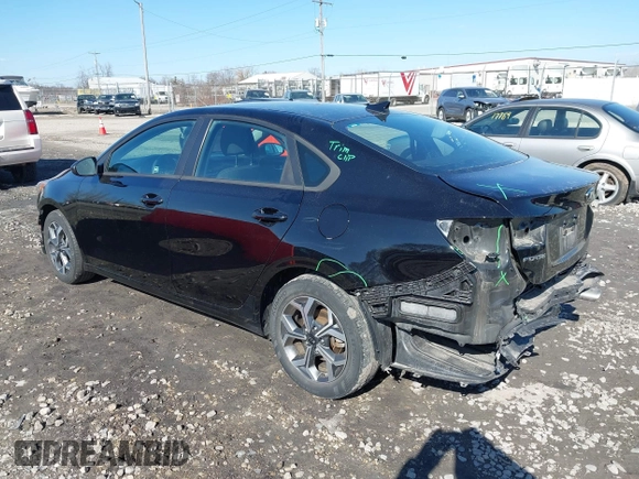 2021 Kia Forte LXS with VIN 3KPF24AD0ME302866, listed as a IAAI auction lot 42022415 with 41,999 mi miles and . Bid and sale history available at carsss.com. Image 3.