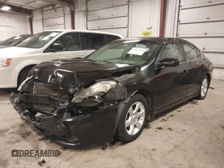 2007 Nissan Altima S with VIN 1N4AL21E77C144161, listed as a IAAI auction lot 42011479 with 175,942 mi miles and . Bid and sale history available at carsss.com. Image 2.