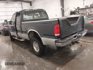 2002 Ford F-350 XL with VIN 1FTSX31F42EB82753, listed as a IAAI auction lot 42231353 with 229,223 mi miles and . Bid and sale history available at DreamBid. Image 3.