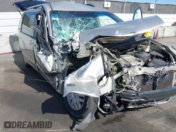 2005 Toyota Sienna CE with VIN 5TDZA23C95S261007, listed as a IAAI auction lot 42130492 with 215,717 mi miles and . Bid and sale history available at DreamBid. Image 6.