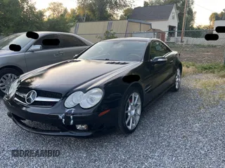 2005 Mercedes-Benz SL 500 z VIN WDBSK75F35F093334, wystawiony jako Copart lot #59240565 z przebiegiem 122 760 mil mil oraz Czysty tytuł • Clean title. Historia ofert i sprzedaży dostępna na DreamBid. Obrazek 2.