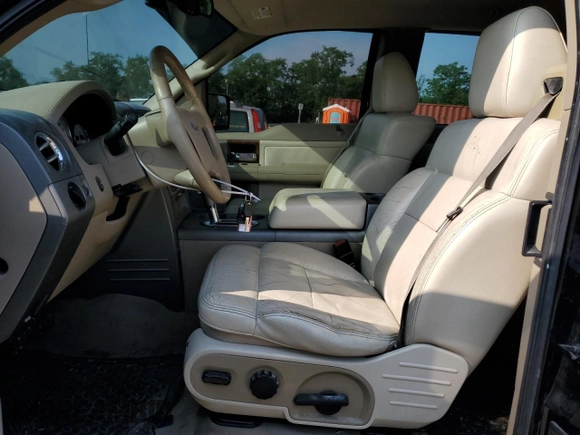 2004 Ford F-150 XLT with VIN 1FTPX14504NC11259, listed as a Copart auction lot 59987405 with 160,888 mi miles and Salvage title. Bid and sale history available at DreamBid. Image 7.
