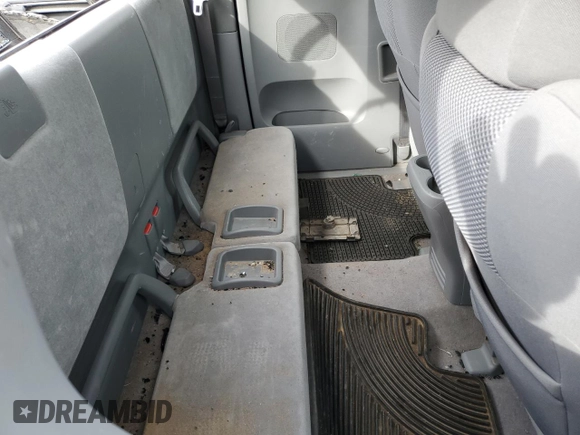 2005 Toyota Tacoma with VIN 5TEUU42N75Z069152, listed as a Copart auction lot 45489785 with 113,114 mi miles and Salvage Title. Bid and sale history available at DreamBid. Image 10.