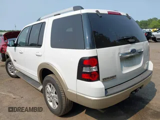 2007 Ford Explorer Eddie Bauer с VIN 1FMEU74E37UB53477, выставлен на аукционе IAAI как лот 42411282 с пробегом 140 578 миль миль и . История ставок и продаж доступна на DreamBid. Изображение 3.