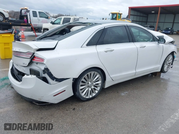 2016 Lincoln MKZ with VIN 3LN6L2JK6GR605580, listed as a IAAI auction lot 41453116 with Not provided miles and . Bid and sale history available at DreamBid. Image 4.