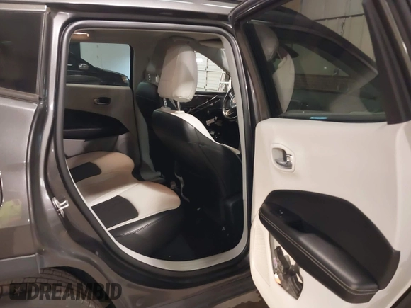 2021 Jeep Compass Altitude с VIN 3C4NJCBB1MT538704, выставлен на аукционе IAAI как лот 41402091 с пробегом 87 337 миль миль и . История ставок и продаж доступна на DreamBid. Изображение 8.