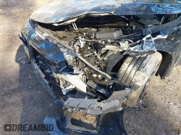2024 BMW M2 z VIN 3MF13DM06R8E57389, wystawiony jako IAAI lot #41494927 z przebiegiem 6 690 mil mil oraz . Historia ofert i sprzedaży dostępna na DreamBid. Obrazek 6.
