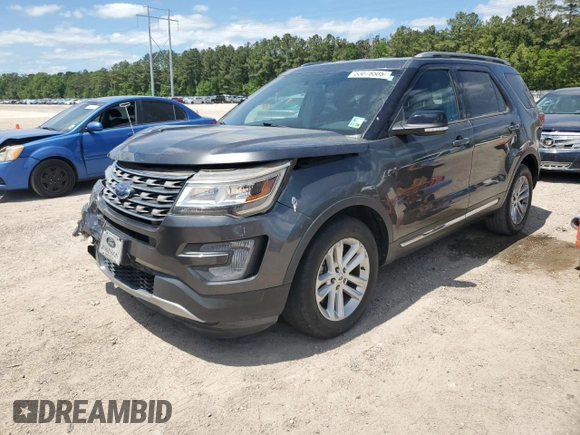2017 Ford Explorer XLT with VIN 1FM5K7D82HGC44949, listed as a Copart auction lot 53078505 with 84,807 mi miles and Salvage Title. Bid and sale history available at carsss.com. Image 1.